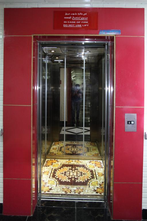 Zaineast Hotel Dubai Exterior photo
